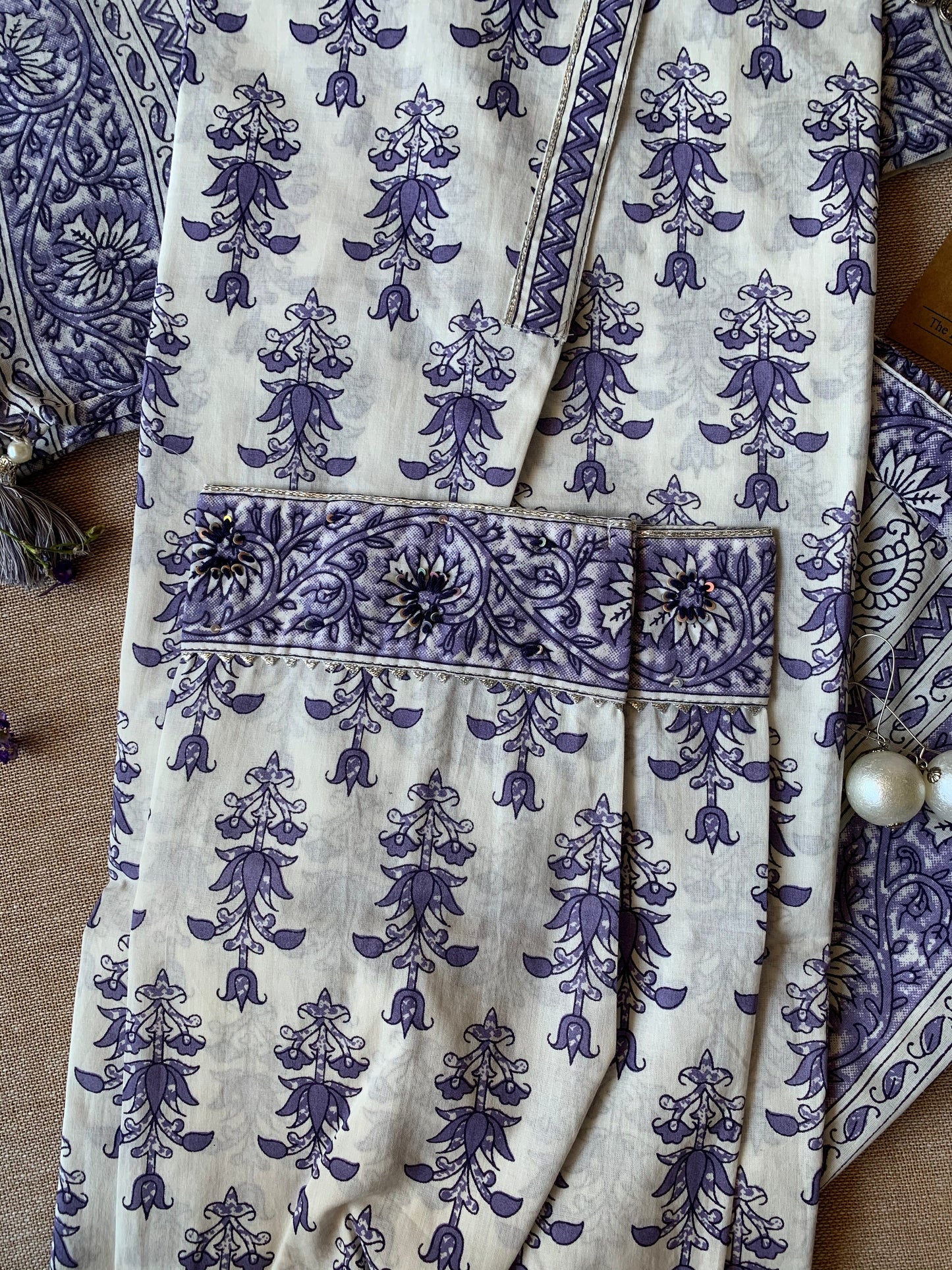 White Lilac Kurta Pant Set - 3 pc