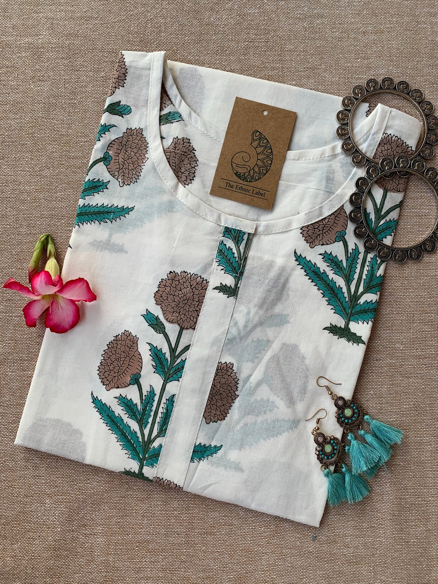 White Mughal Sea Green Boota Hand Block Printed Cotton Kurta