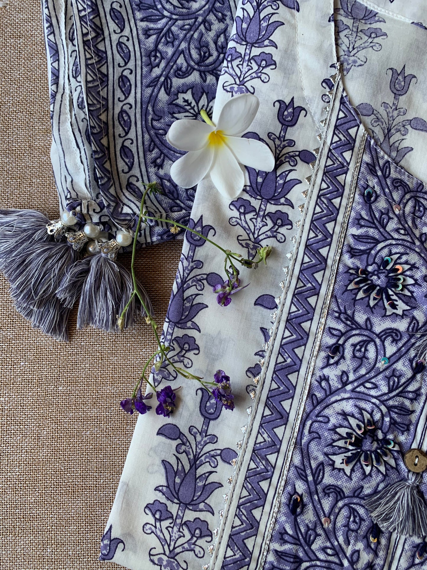 White Lilac Kurta Pant Set - 3 pc